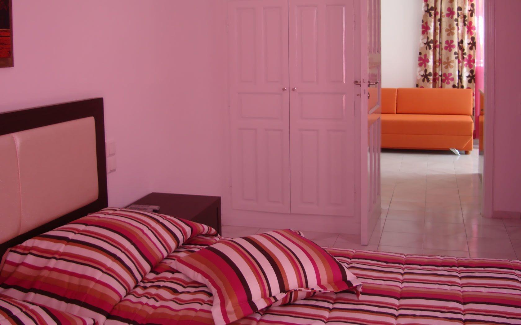 Elena Studios & Suites Ornos  Luaran gambar