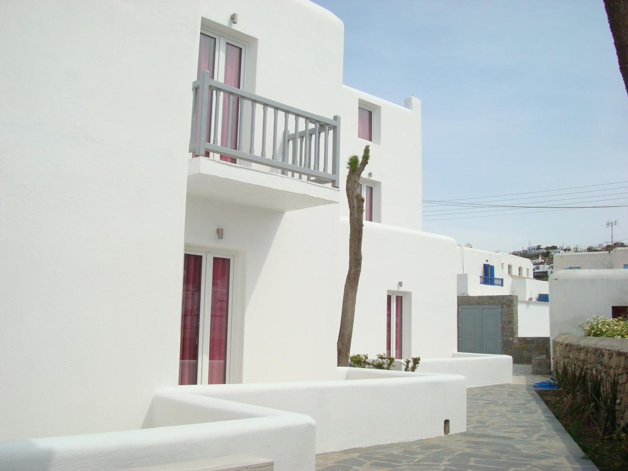 Elena Studios & Suites Ornos  Luaran gambar