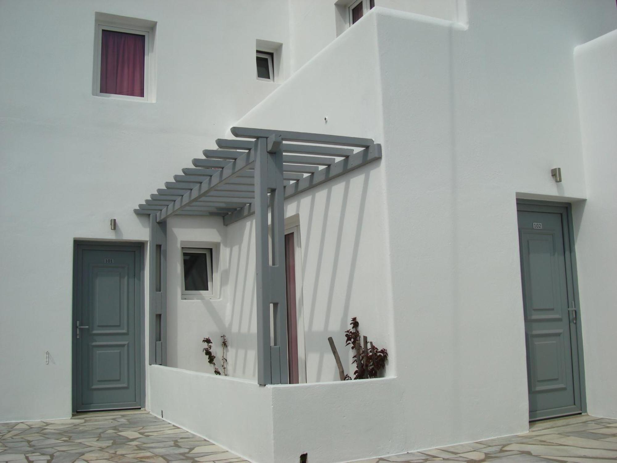 Elena Studios & Suites Ornos  Luaran gambar