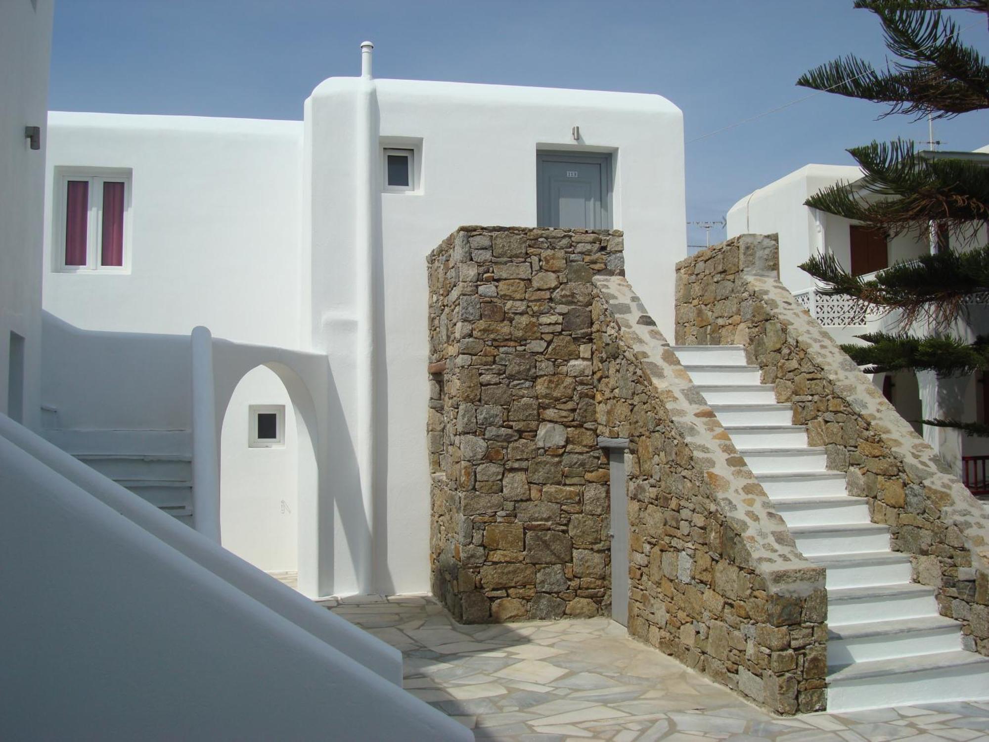Elena Studios & Suites Ornos  Luaran gambar