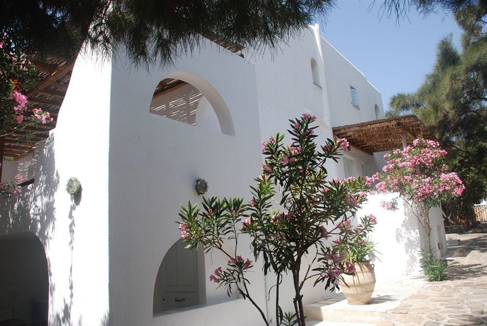 Elena Studios & Suites Ornos  Luaran gambar