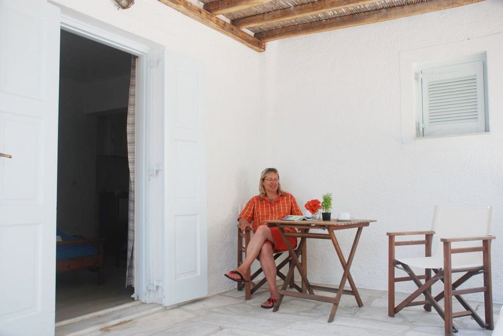 Elena Studios & Suites Ornos  Luaran gambar