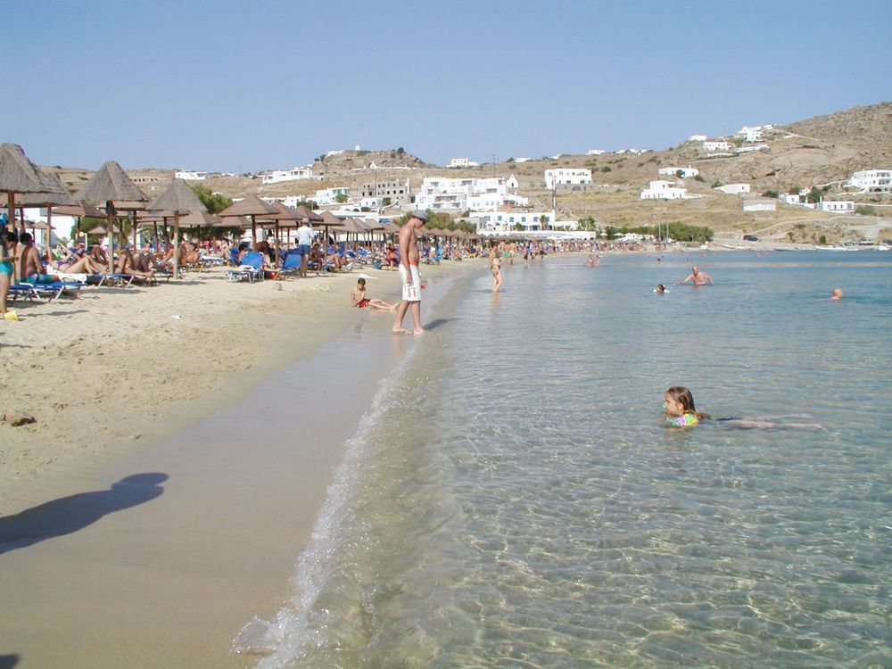Elena Studios & Suites Ornos  Luaran gambar
